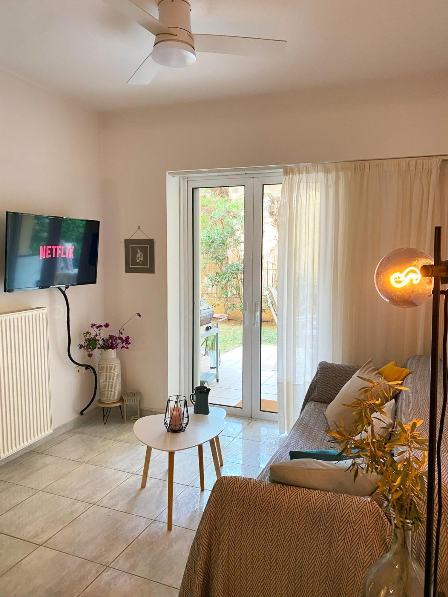 Garden Apartment With Bbq In The Athenian Riviera Exterior foto